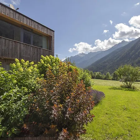 Apartment Alpin, 1 Neustift im Stubaital